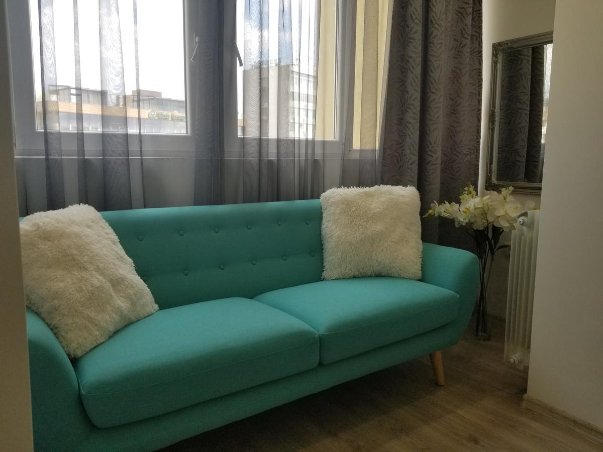 Studio Angel Stan Na Dan Újvidék Kültér fotó